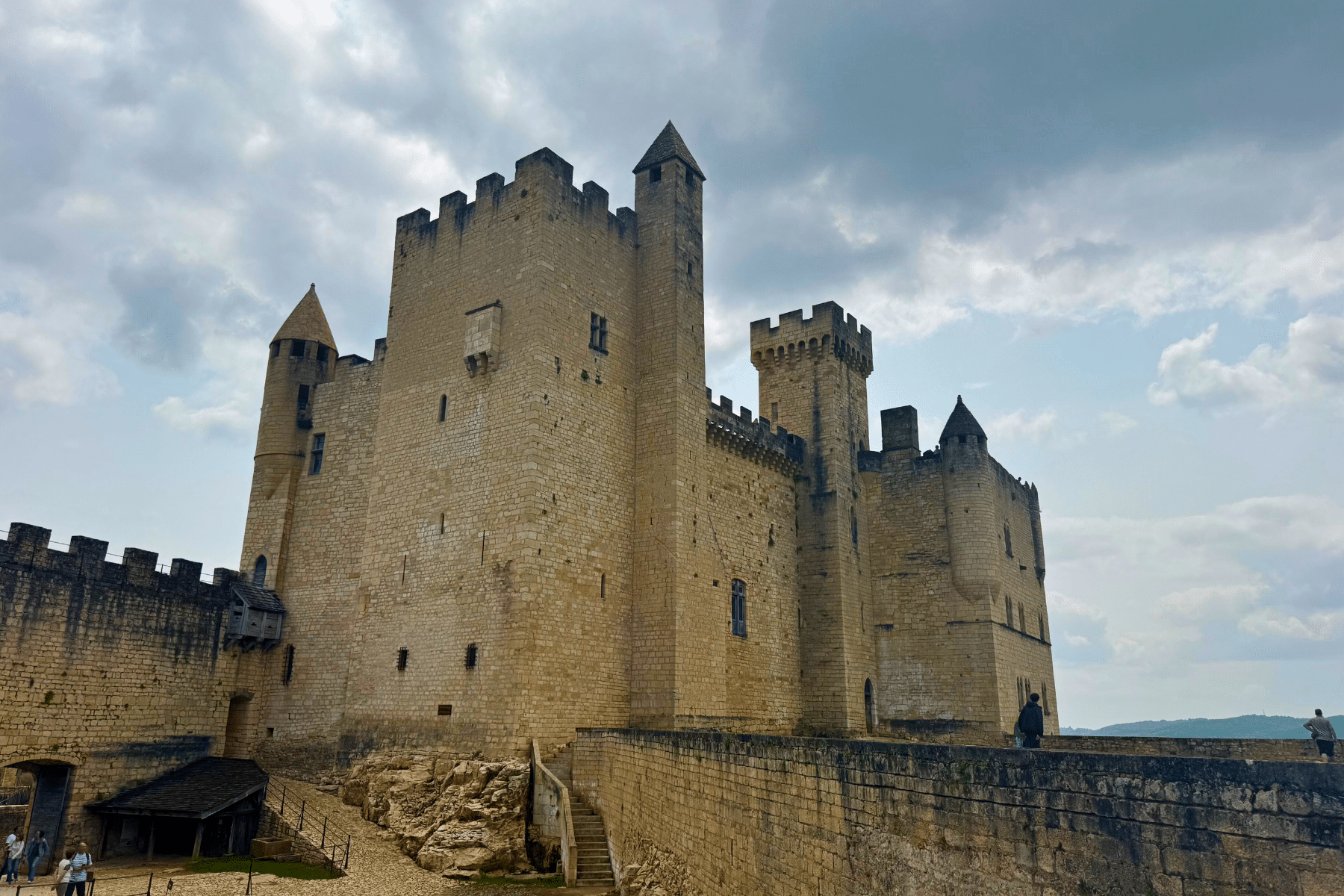 Activité visite du château de Beynac en Dordogne (Périgord Noir)
