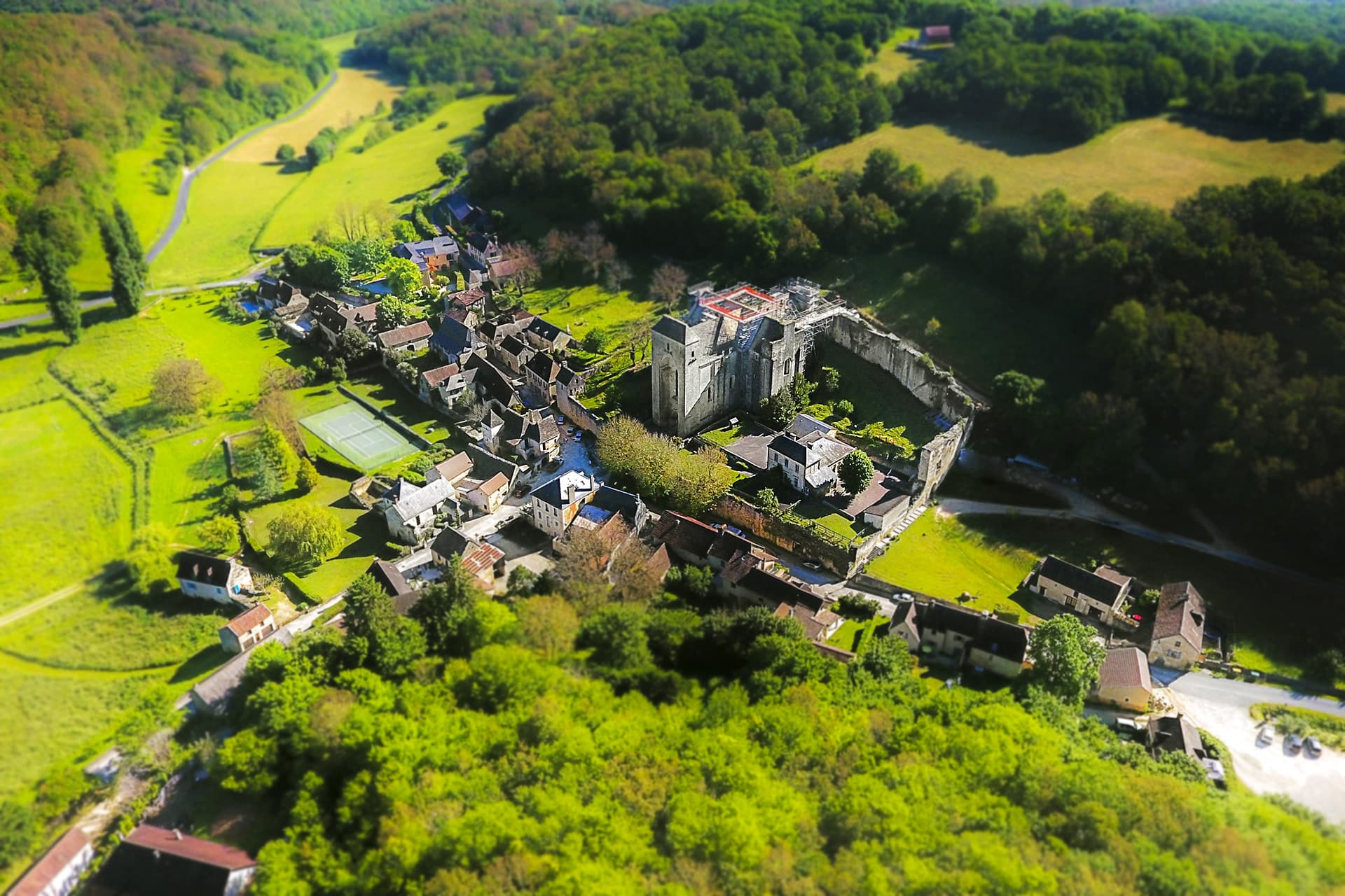 Saint-Amand-de-Coly Dordogne, dans le Périgord - Près du Village Vacances ULVF Le domaine de Pelvezy Crédit Photo : ©ColySaintAmand.fr